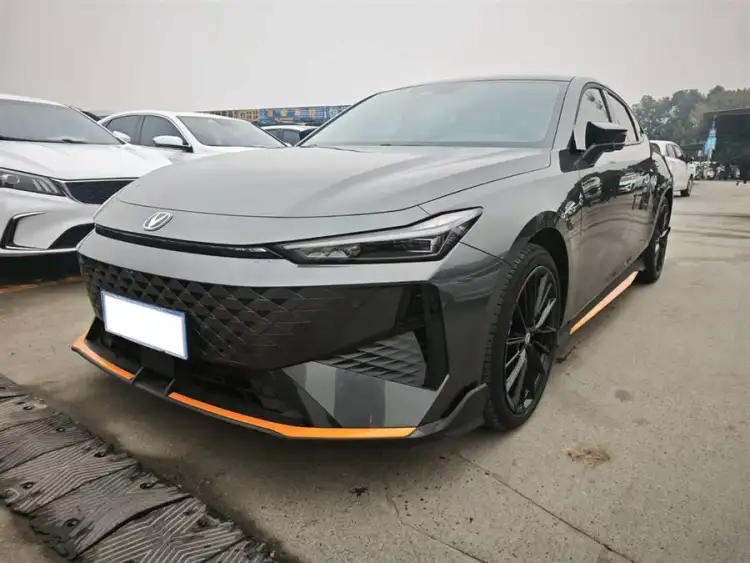 Changan UNI-V 2023 1.5T Premium Edition