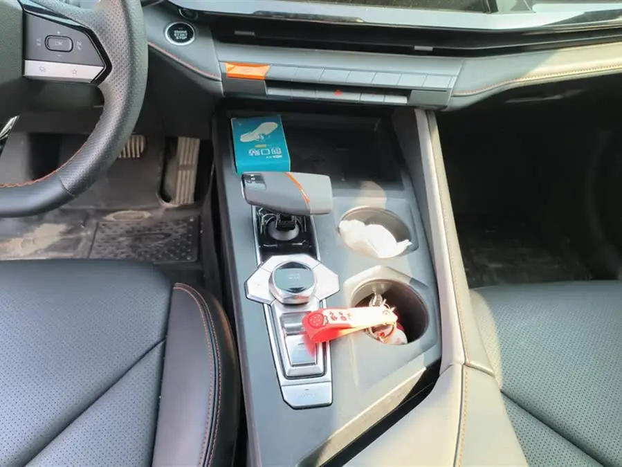 Changan UNI-V 2022 1.5T Premium