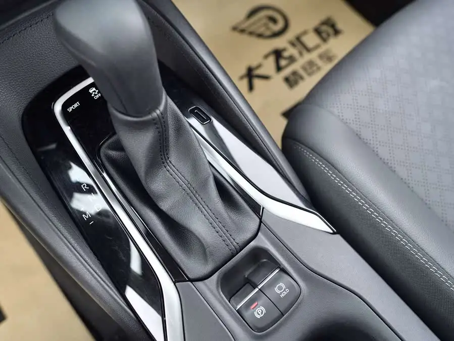 أسد آسيا 2022 الإصدار 2.0L بريستيج