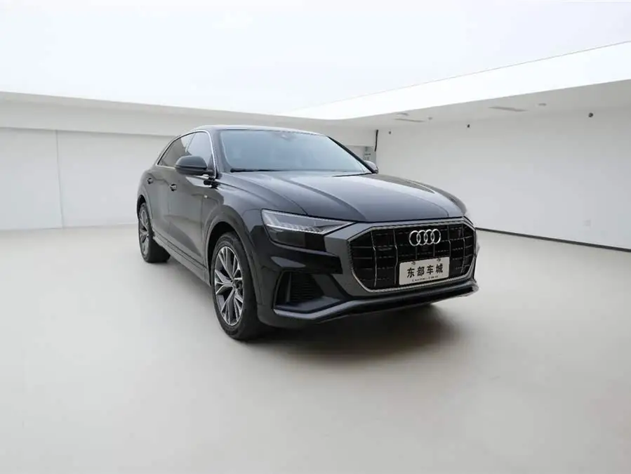 أودي Q8 2023 55 TFSI الفاخرة الديناميكية