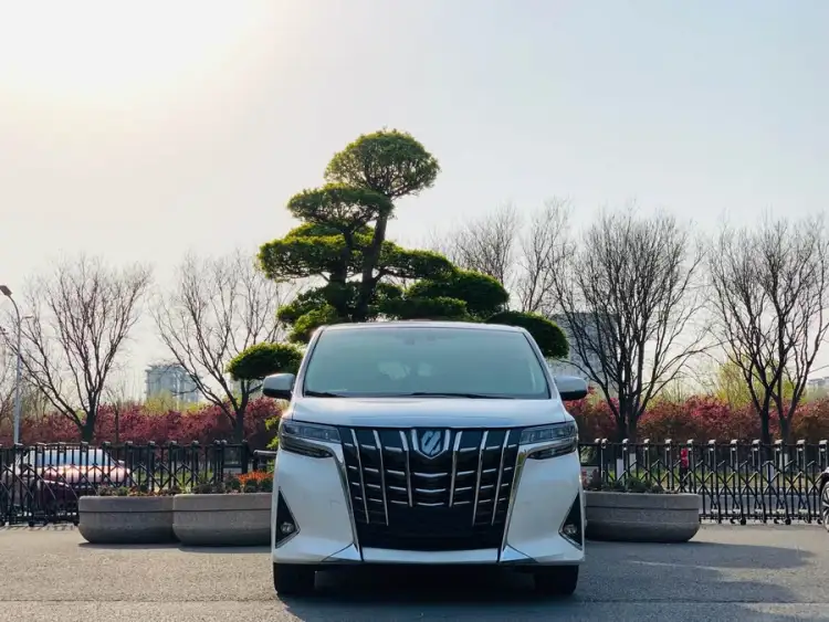Alphard 2021 Hybrid 2.5L Premium Edition