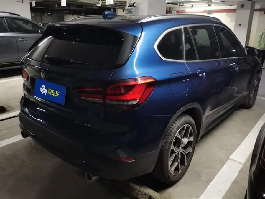 بي إم دبليو X1 2022 sDrive25Li النسخة الرائدة