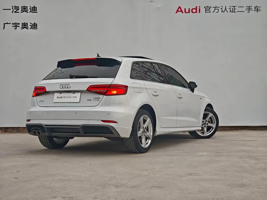 أودي A3 2020 سبورت باك 35 TFSI الطراز الأنيق وطني VI