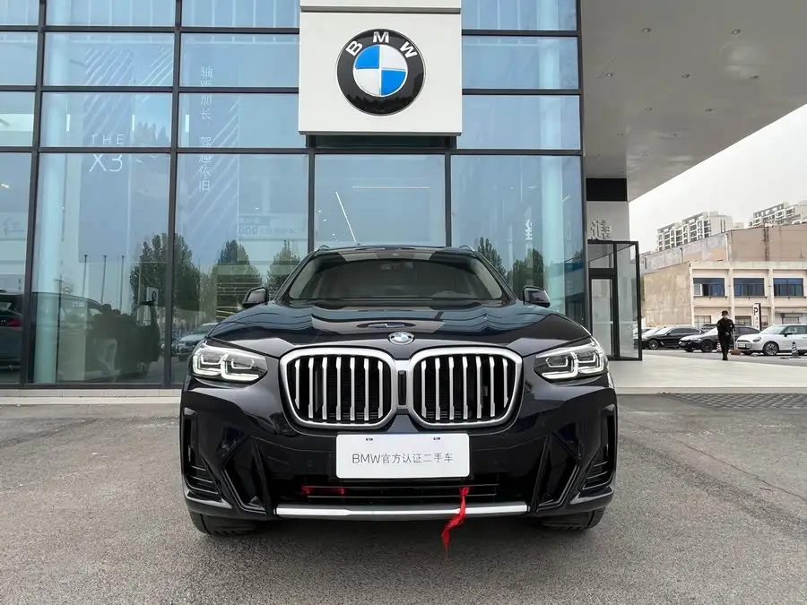 بي إم دبليو X3 2023 xDrive25i حزمة الرياضة M