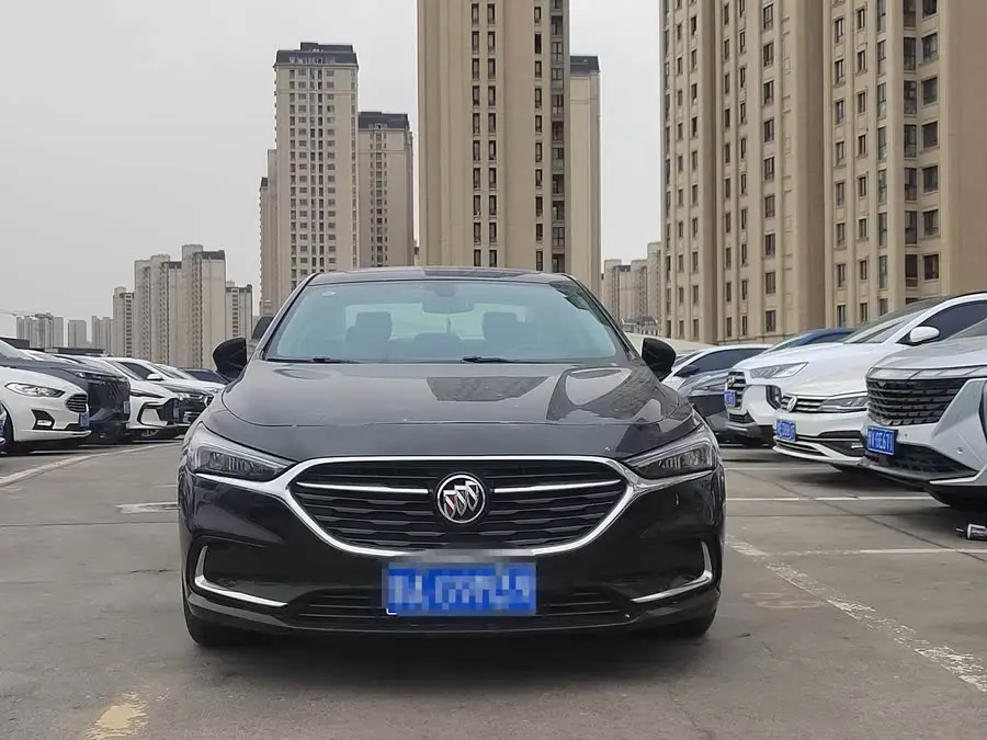 بيوك لاكروس 2021 552T الفاخرة