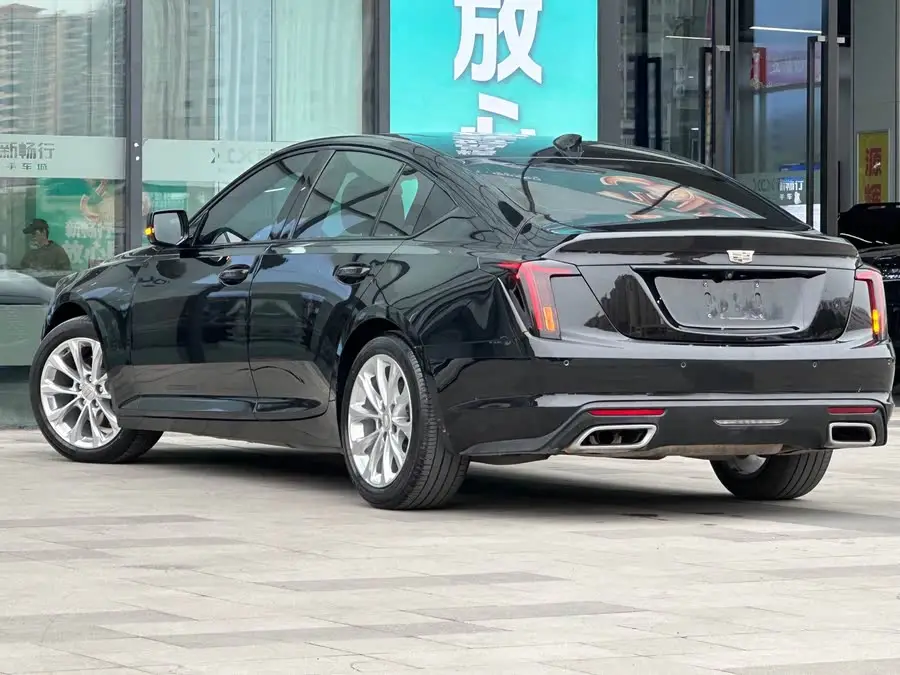 كاديلاك CT5 2021 28T الفاخرة