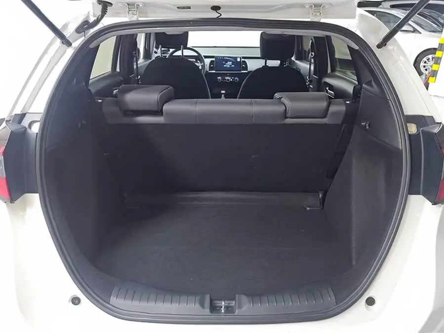 2021 هوندا فيت 1.5 لتر CVT إصدار المد潮