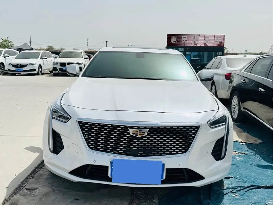 كاديلاك CT6 2021 28T الفاخرة