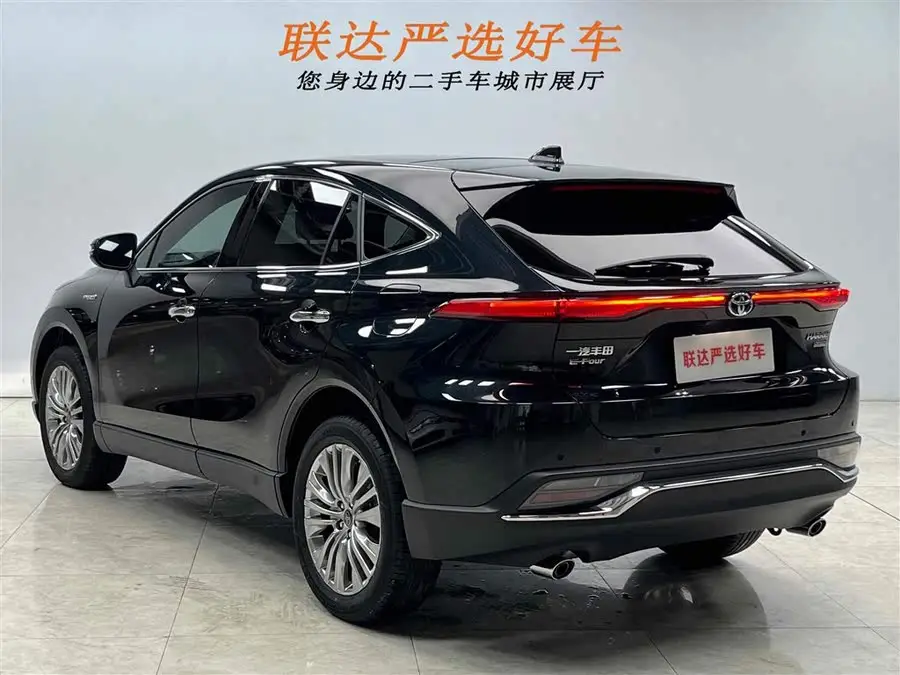 2022 تويوتا هارير هايبرد 2.5 لتر CVT دفع رباعي إصدار بريميوم