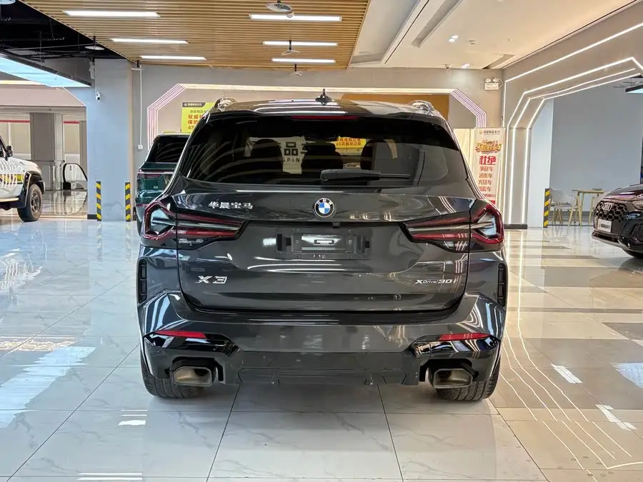 BMW X3 2022 xDrive30i Leading Model M Night Package