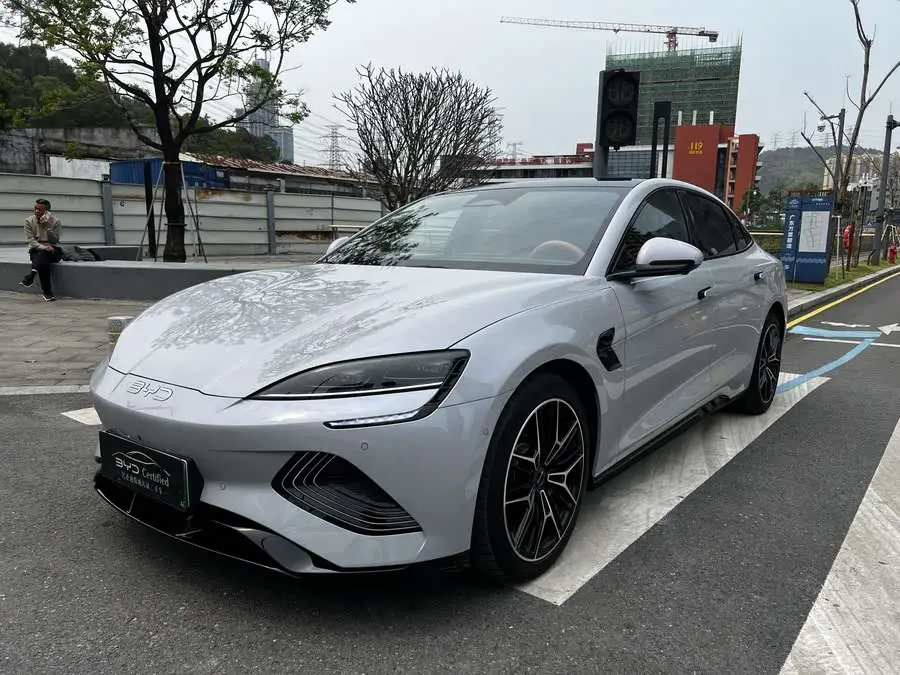 ختم 2025 نسخة 650 ذات مدى طويل