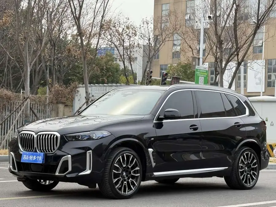 BMW X5 2023 xDrive 40Li M Sport Package