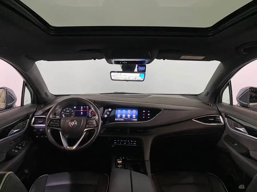 إنفيجن 2022 652T الدفع الرباعي الطراز الرائد 6 مقاعد