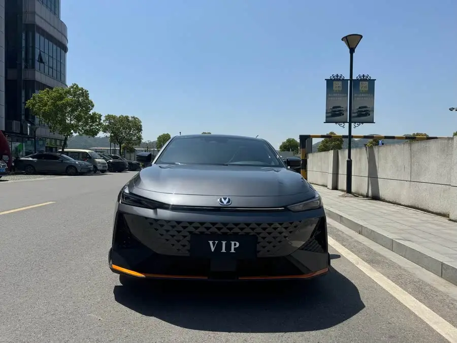 Changan UNI-V 2024 1.5T Premium Sports Version