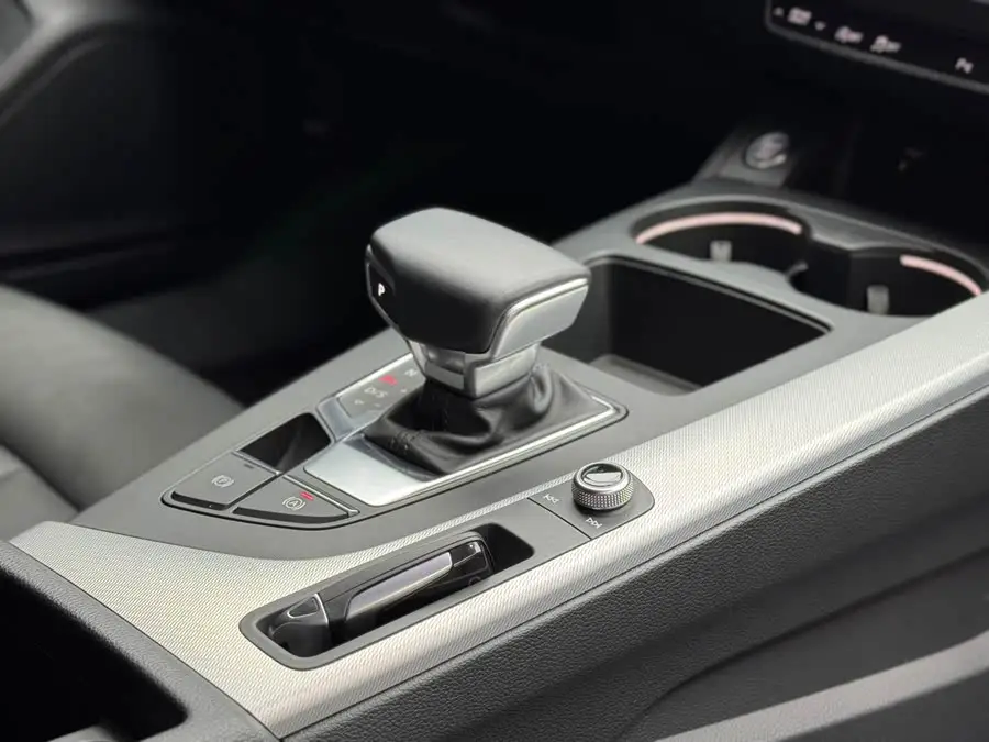 Audi A4 (Imported) 2022 Avant 40 TFSI Fashion Dynamic Version