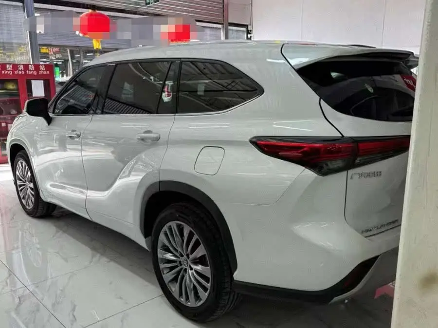 هايلاندر 2022 380T الدفع الرباعي الفاخر 7 مقاعد