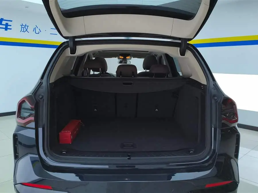 BMW X3 2023 xDrive30i Leading Model M Shadow Package