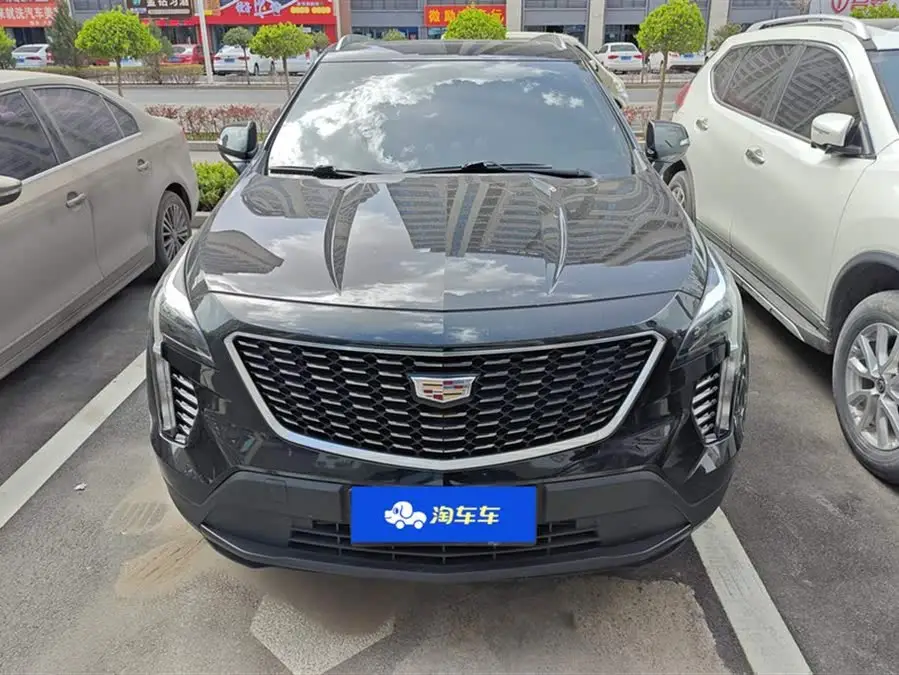 Cadillac XT4 2021 28T FWD Technology Package