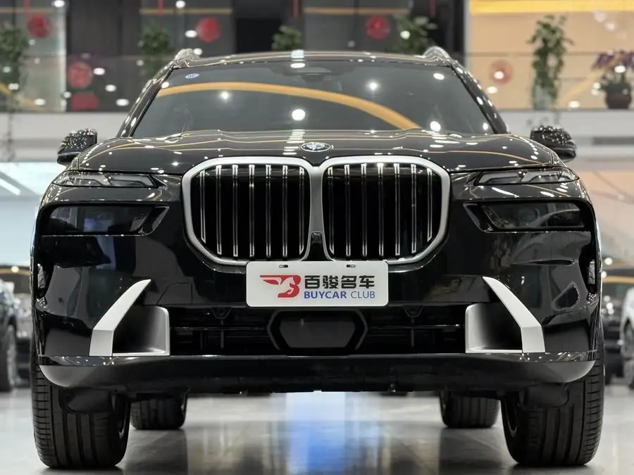 BMW X7 2023 xDrive40i Luxury Excellence Package