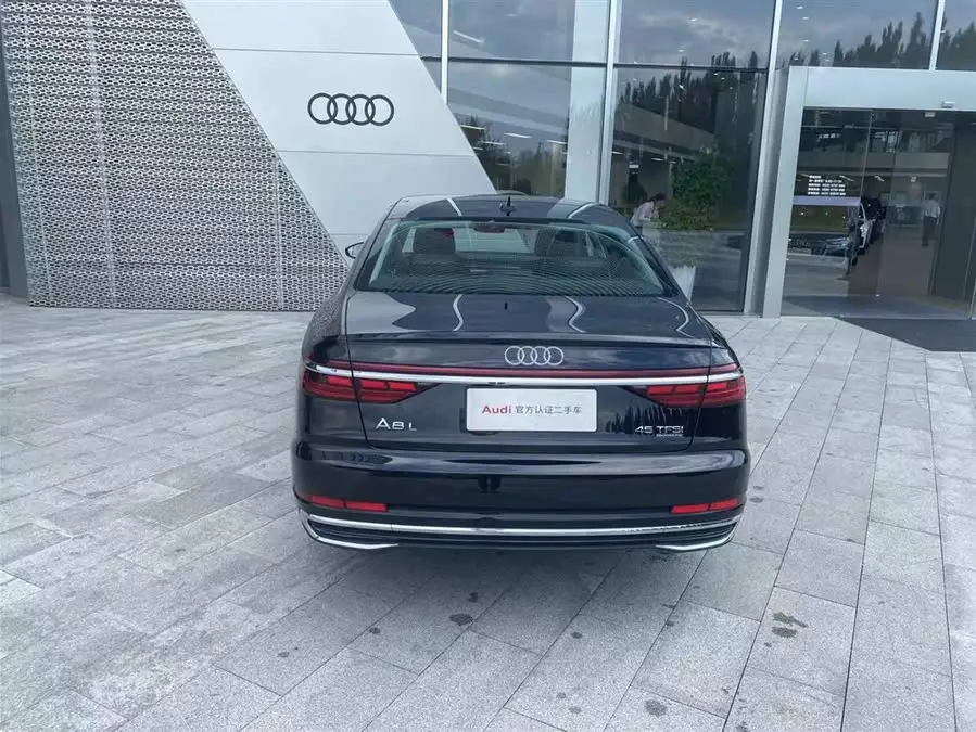 Audi A8 2024 A8L 45 TFSI quattro Luxury