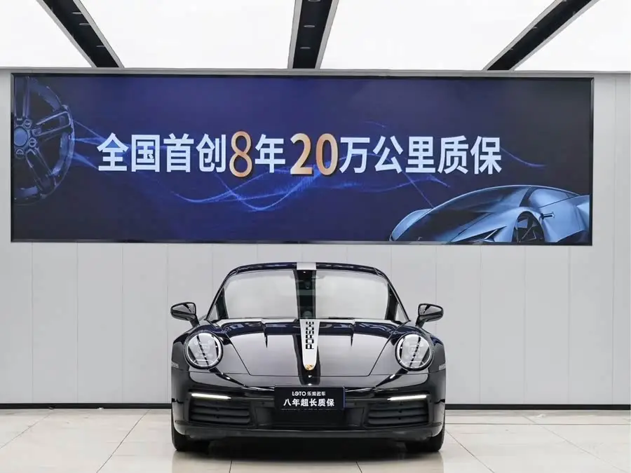 بورش 911 2023 كاريرا 3.0T