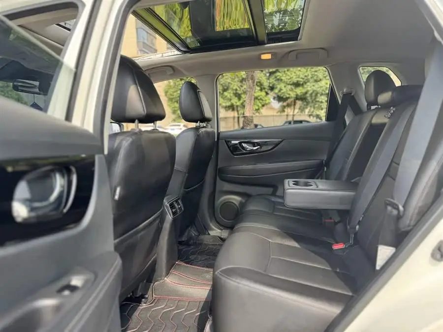 نيسان إكس تريل 2021 2.0 لتر CVT 2WD XL بريموم الذكاء