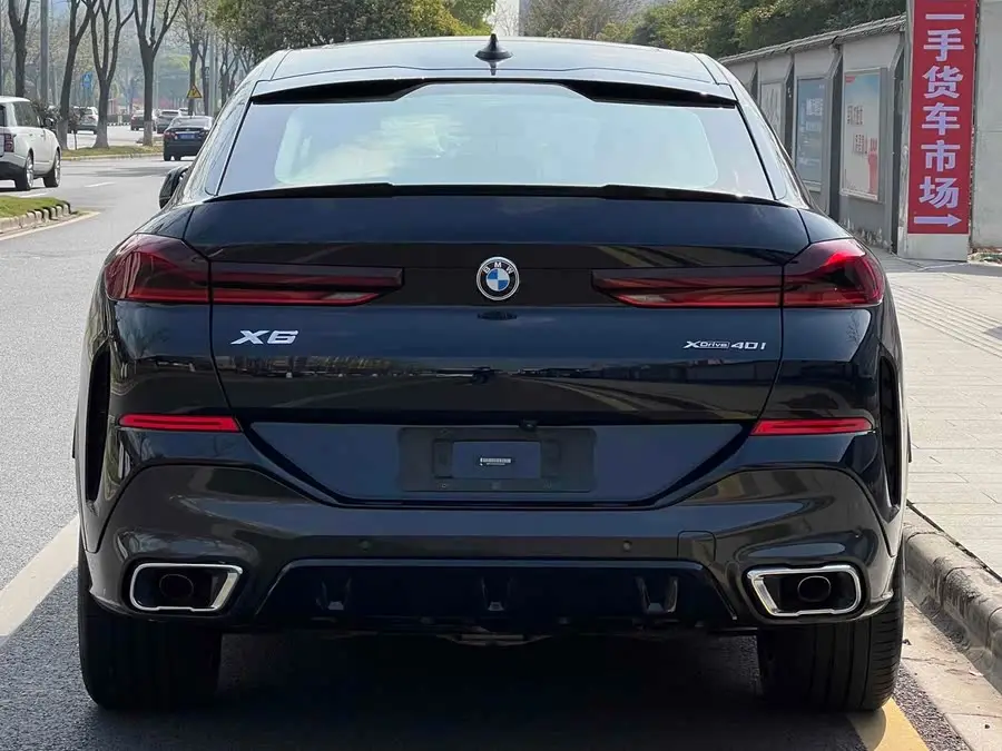بي إم دبليو X6 2021 xDrive40i حزمة M الرياضية