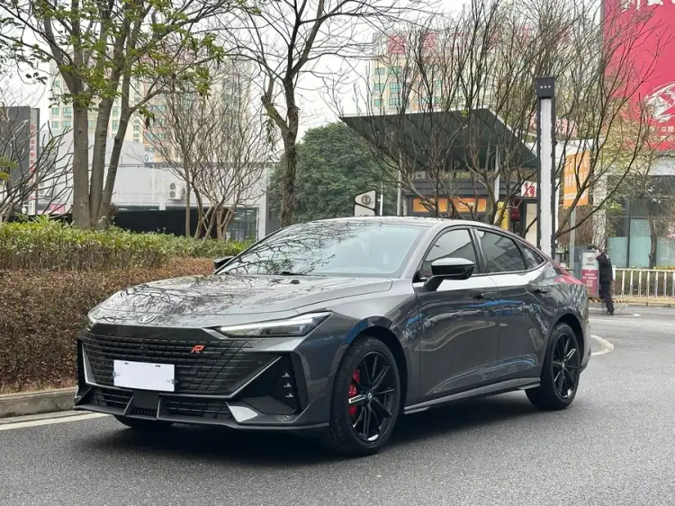 Changan UNI-V 2023 1.5T Premium