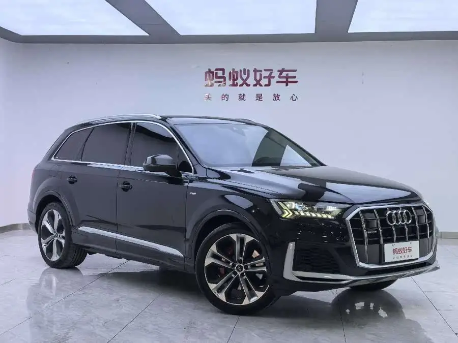 Audi Q7 2023 55 TFSI quattro S Premium