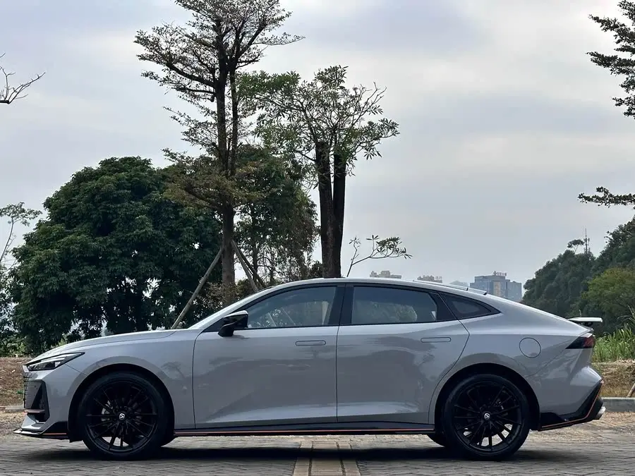 Changan UNI-V 2023 1.5T Sport Version