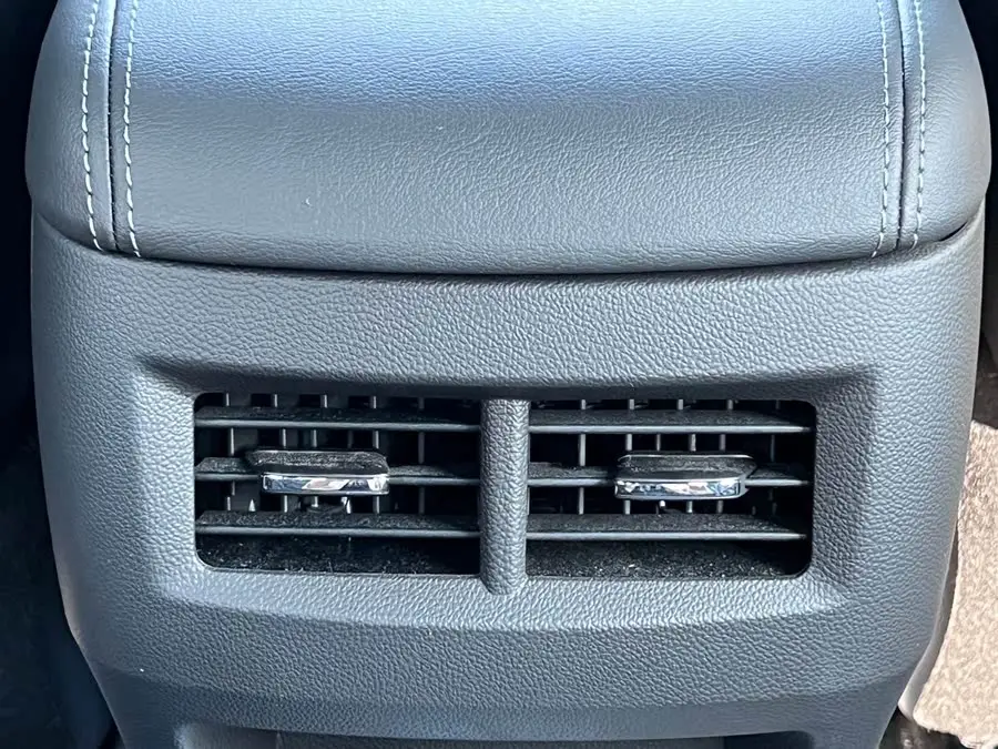 Cadillac CT5 2023 28T Luxury (Standard Version)