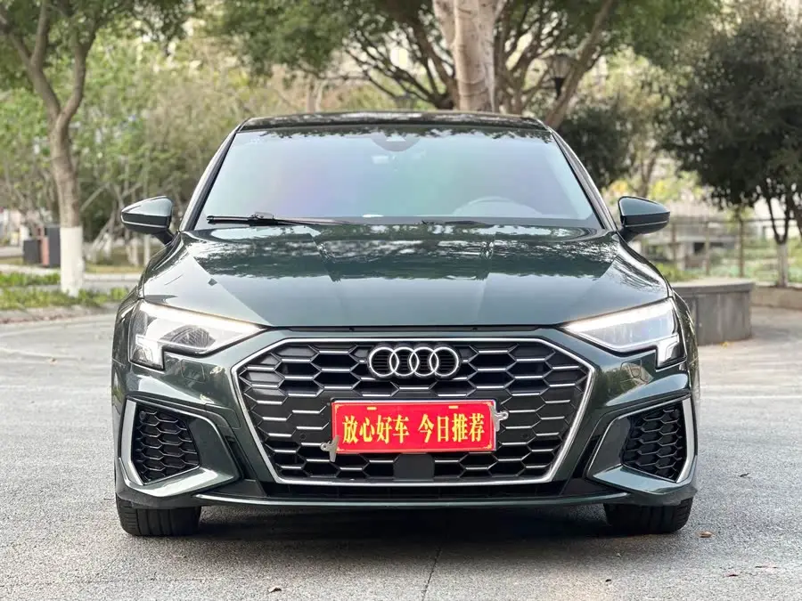 أودي A3 طراز 2021 A3L ليموزين 35 TFSI الطراز الرياضي الأنيق