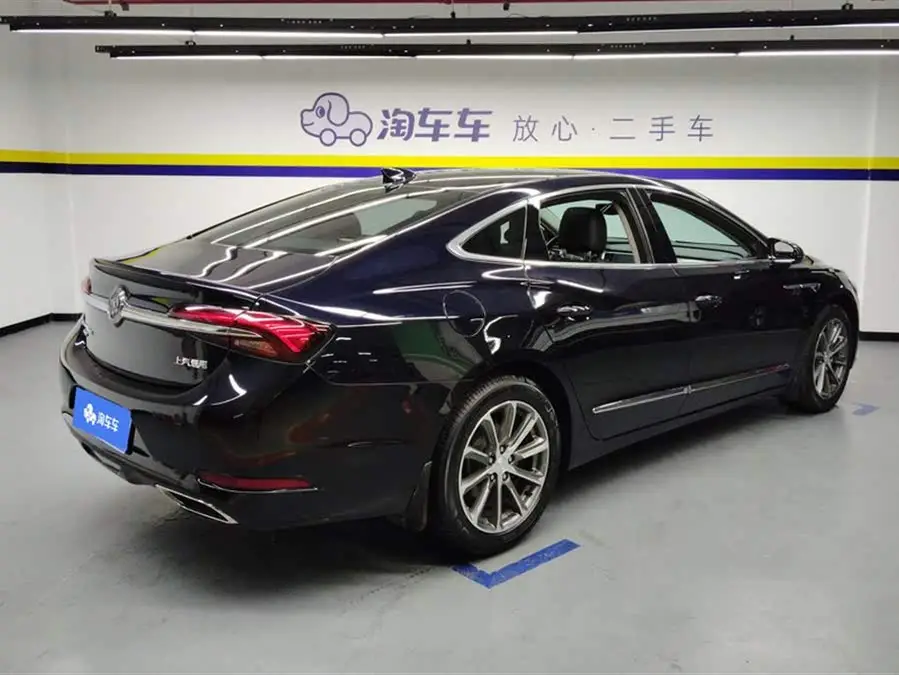 بيوك لاقروس 2021 652T الفاخرة