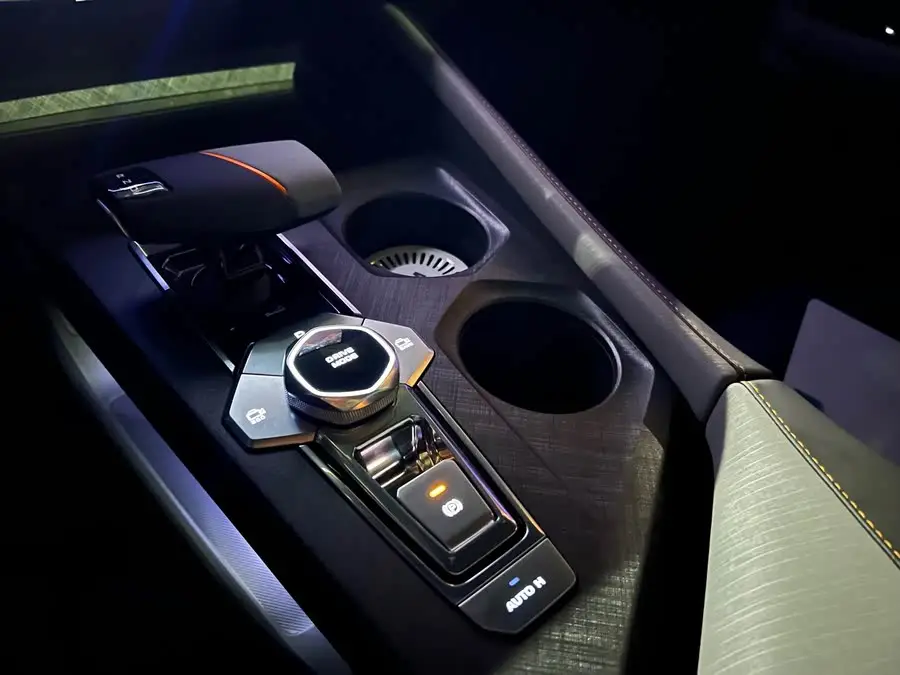 Changan UNI-V 2022 1.5T Premium