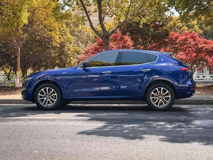 Levante 2022 2.0T GT