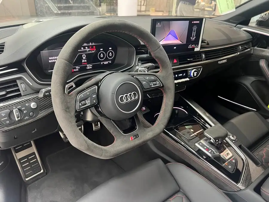 أودي RS 5 فئة 2024 RS 5 2.9T سبورت باك إصدار الوقود