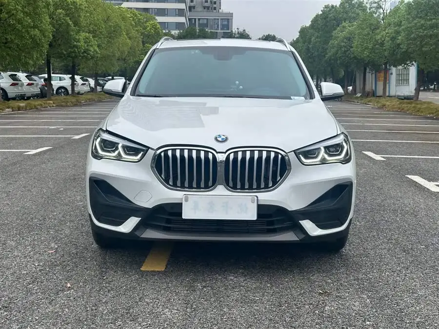 BMW X1 2022 sDrive25Li Leading Edition