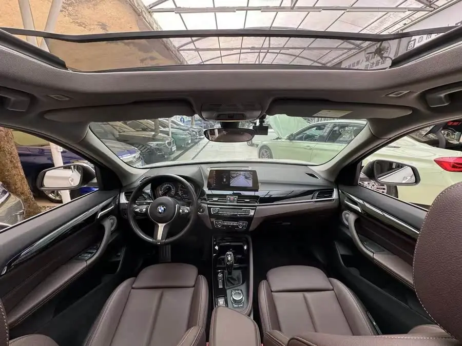 BMW X1 2022 sDrive20Li Luxury Edition