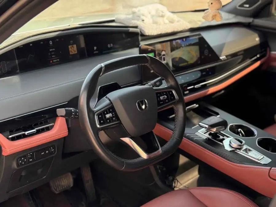 Changan UNI-K 2023 2.0T Two-Wheel Drive Joy Leading Model