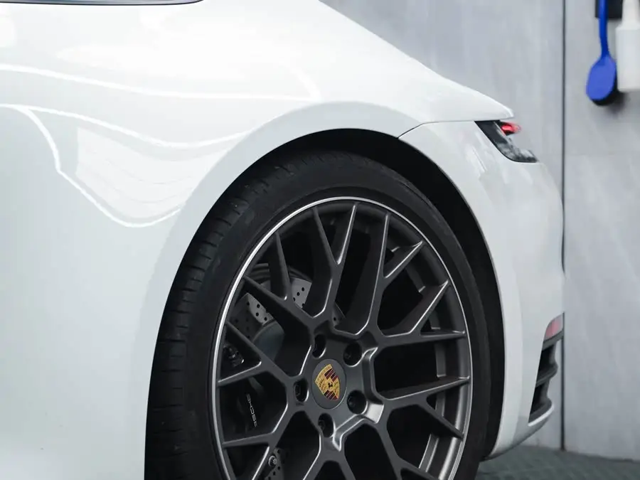 بورش 911 2023 كاريرا 3.0T