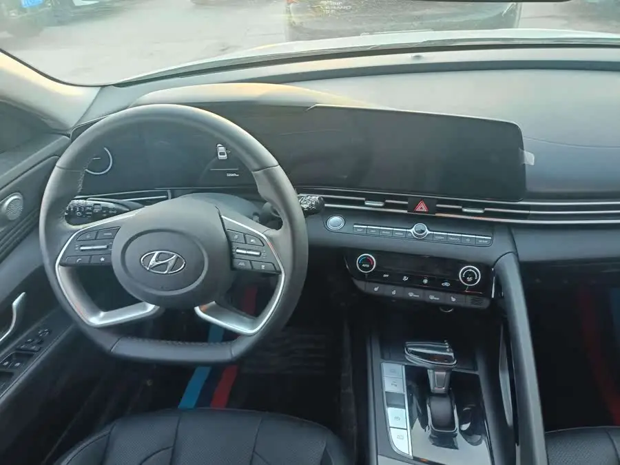 إلنترا 2023 1.5 لتر CVT GLX النخبة