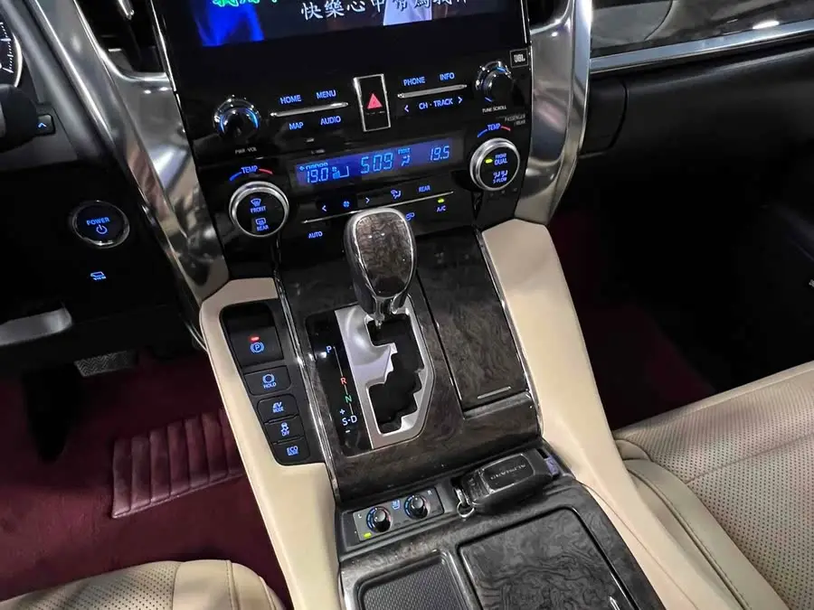 ألڤارد 2021 بنظام مزدوج 2.5 لتر نسخة متميزة