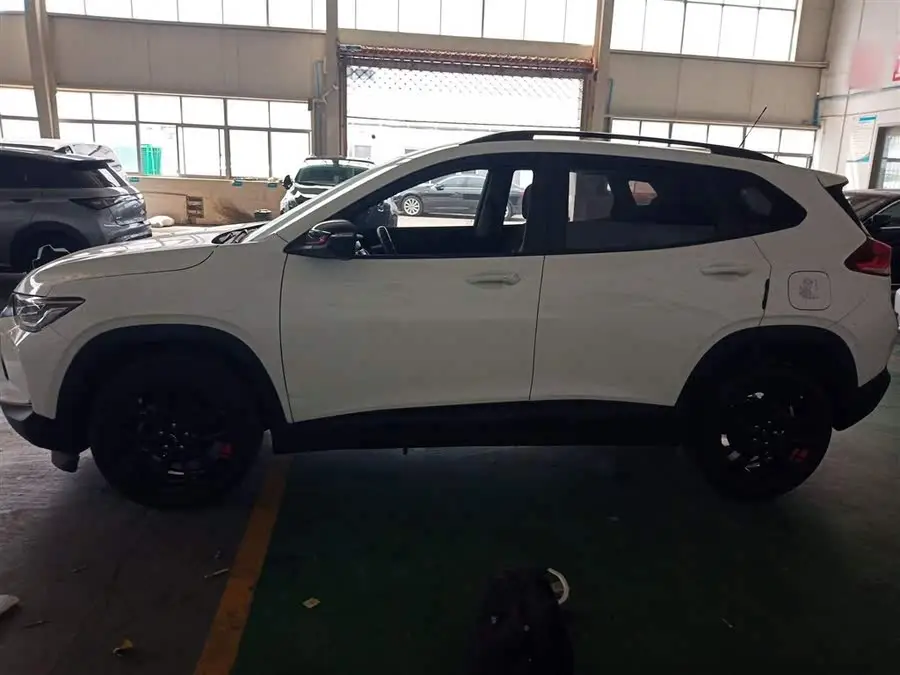 2019 Chevrolet Tracker Redline 325T Automatic Fun Edition National VI
