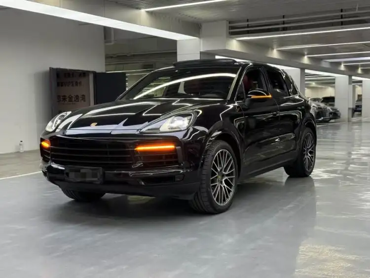 2022 Cayenne 3.0T Platinum Edition