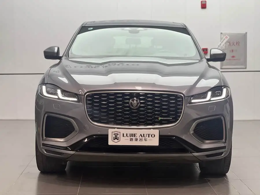 جاكوار F-PACE 2021 340PS R-Dynamic SE