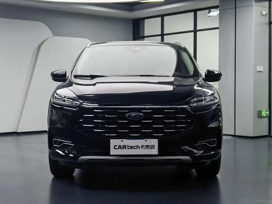 2020 Ford Escape EcoBoost 245 AWD Premium