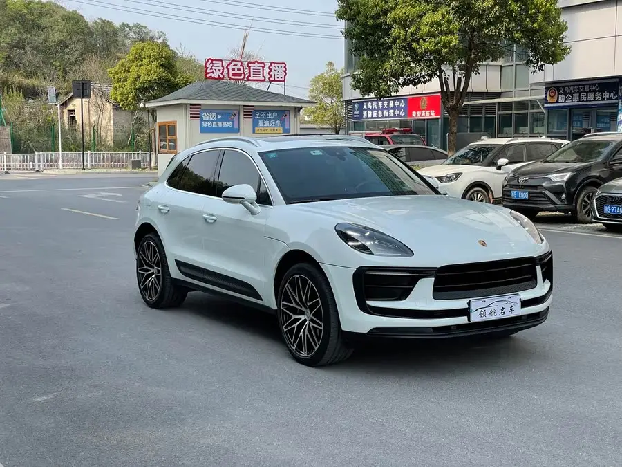 2023 Macan Macan 2.0T