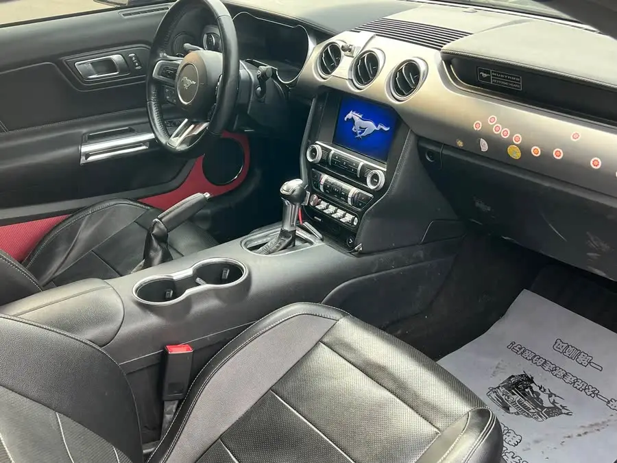 فورد موستانج 2020 2.3 لتر إيكوبوست إصدار الظل الأسود الخاص