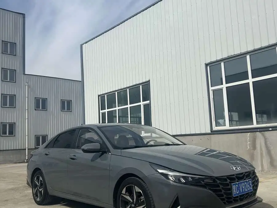 Elantra 2021 1.5L CVT LUX Premium