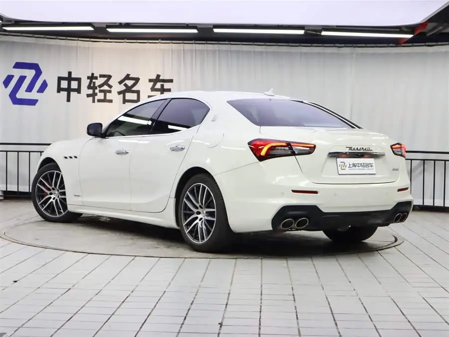 Ghibli 2021 3.0T GranSport